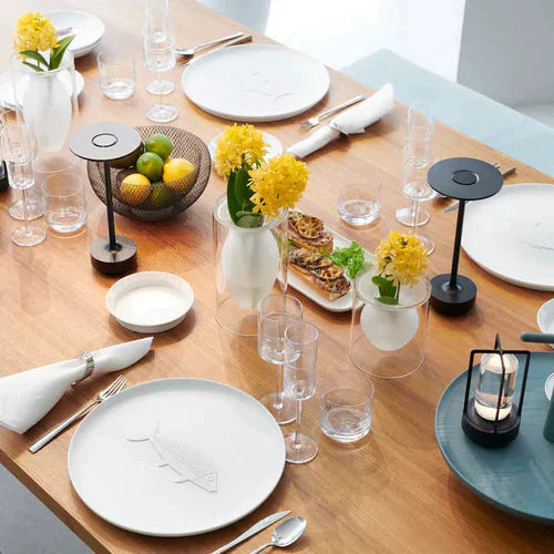 Bezprzewodowa lampa stołowa USB - GlowBeam z funkcją ładowania